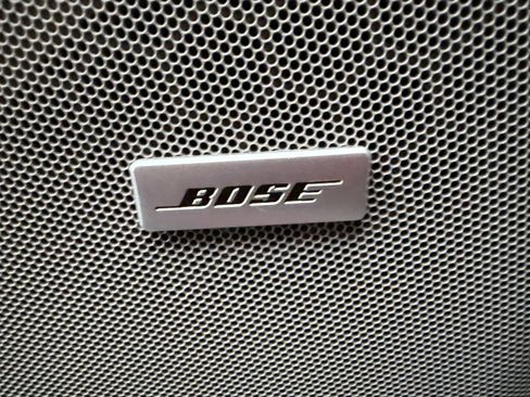 Used 2022 GMC Yukon SLT w/ SLT Luxury Package image 6