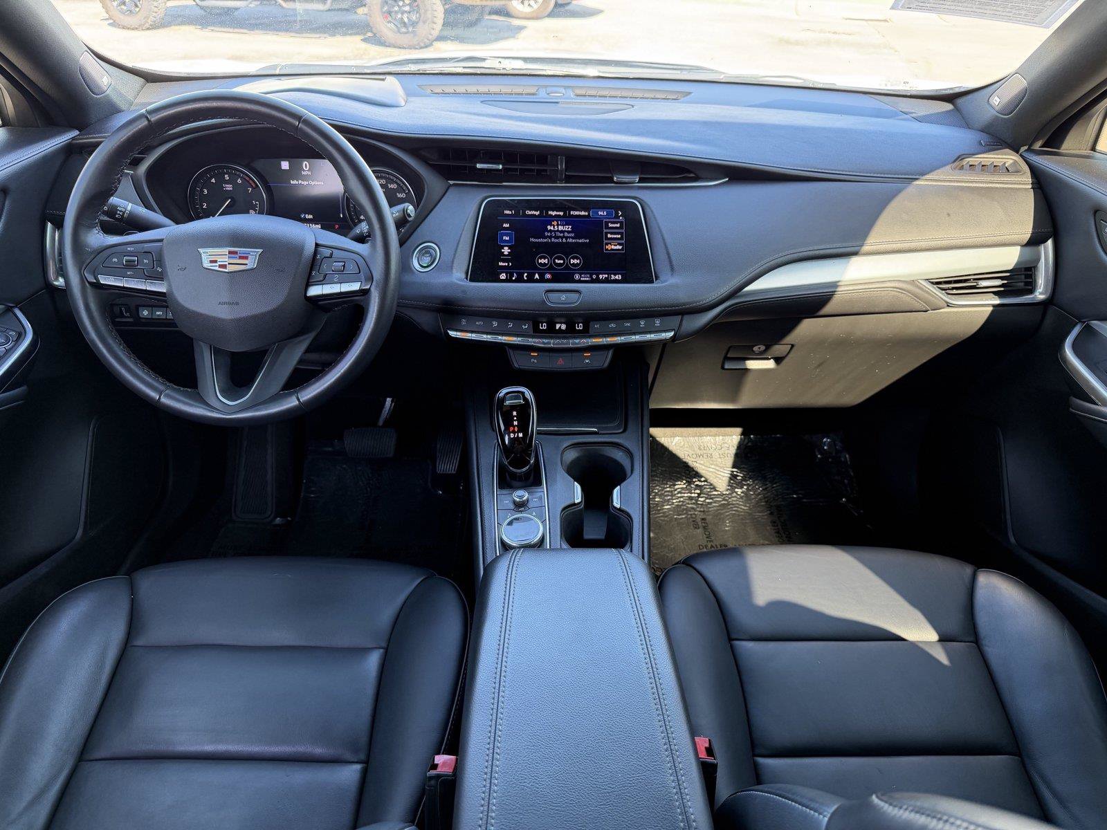 Used 2023 Cadillac XT4 Premium Luxury w/ Technology Package FWD image 19