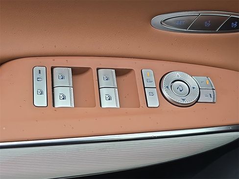 New 2026 Genesis GV70 2.5T Advanced image 27