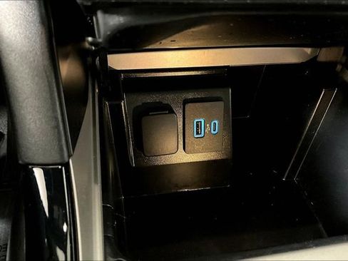 Used 2023 Ford Explorer ST-Line image 33