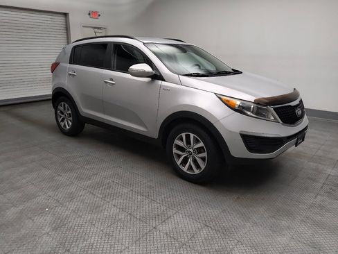 Used 2015 Kia Sportage LX AWD/4WD image 11