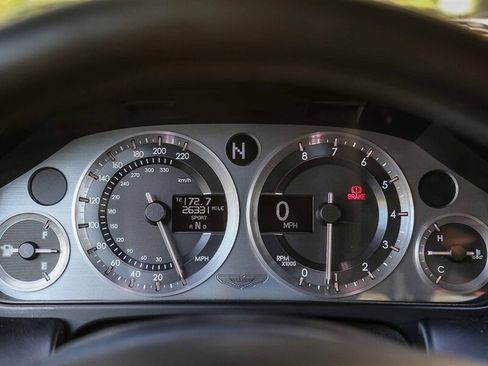 Used 2008 Aston Martin V8 Vantage Roadster image 37