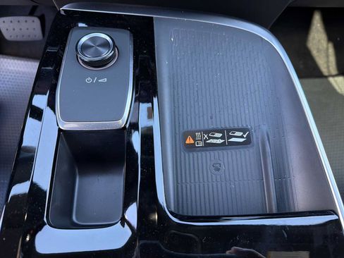 New 2026 Buick Enclave Sport Touring w/ Power Package FWD image 11