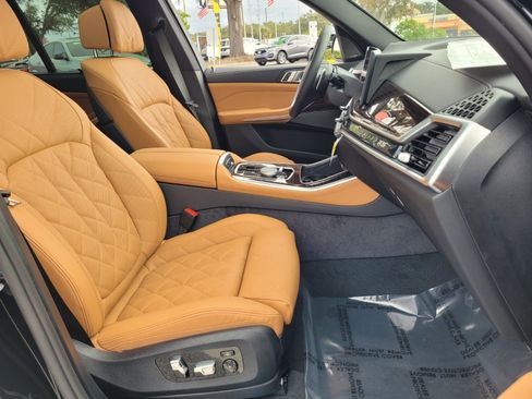 New 2026 BMW X5 sDrive40i image 17
