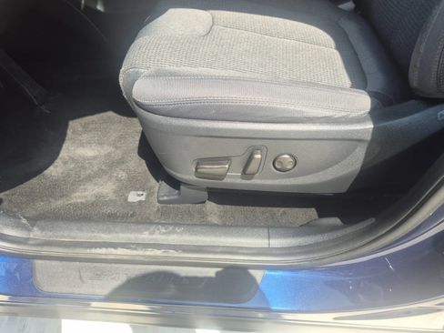 Used 2020 Hyundai Santa Fe SEL w/ Convenience Package FWD image 14