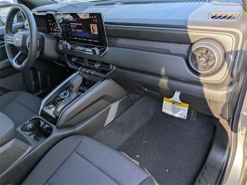 New 2026 Chevrolet Colorado W/T image 28