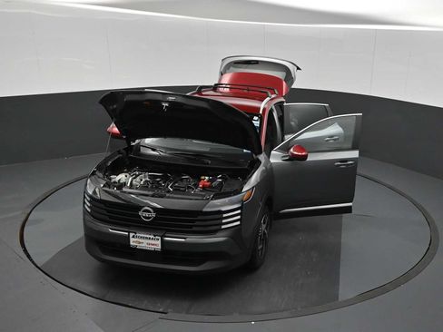 Used 2026 Nissan Kicks SV w/ Interior Electronics Package FWD image 27