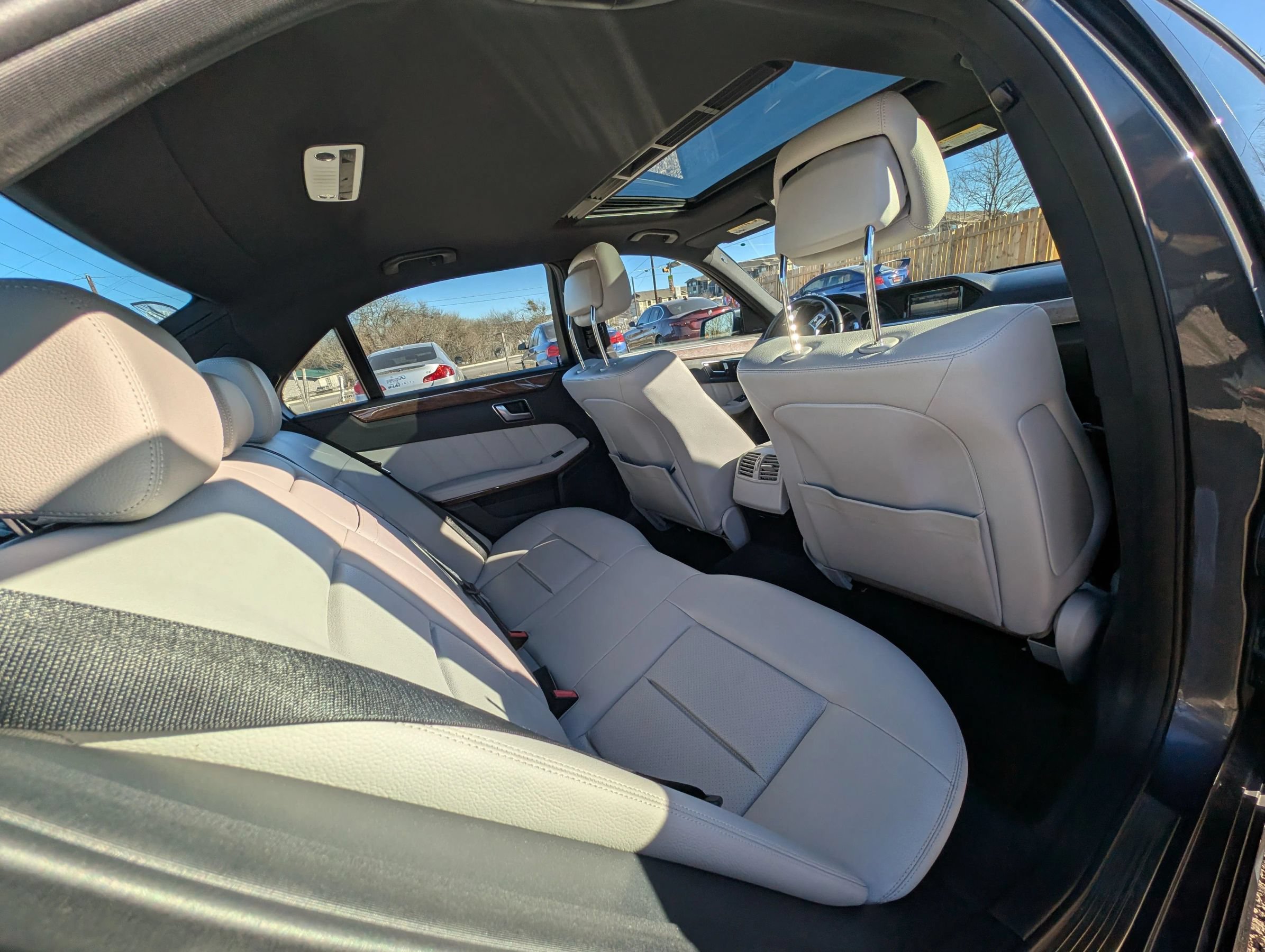 Used 2013 Mercedes-Benz E 350 Sedan image 16