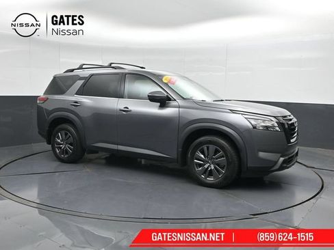 Certified 2023 Nissan Pathfinder SV w/ Black Appearance Package AWD/4WD image 1