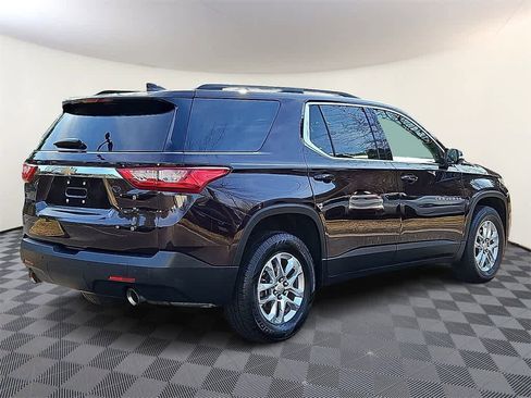 Used 2020 Chevrolet Traverse LT image 4