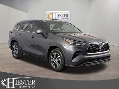 Used 2023 Toyota Highlander XLE