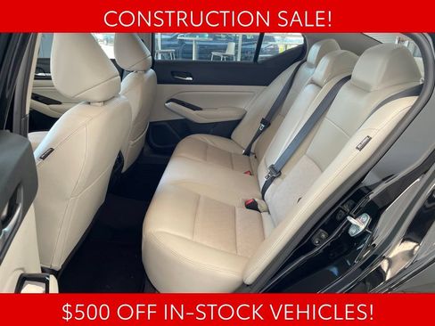 Used 2023 Nissan Altima 2.5 SL FWD image 12