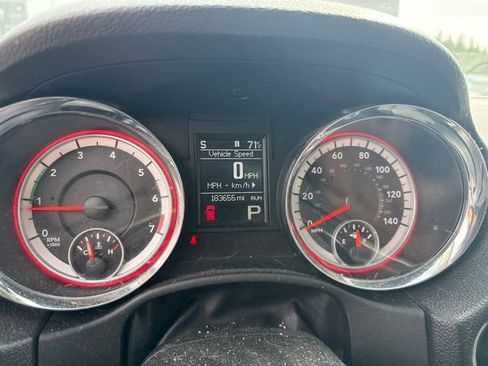 Used 2012 Dodge Durango Crew w/ Trailer Tow Group IV AWD/4WD image 3