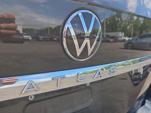 Used 2022 Volkswagen Atlas SE FWD image 31