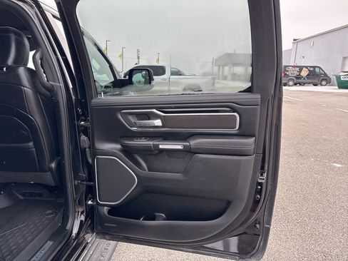Used 2021 RAM 1500 Laramie w/ Night Edition image 15