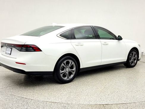 Used 2024 Honda Accord EX image 5