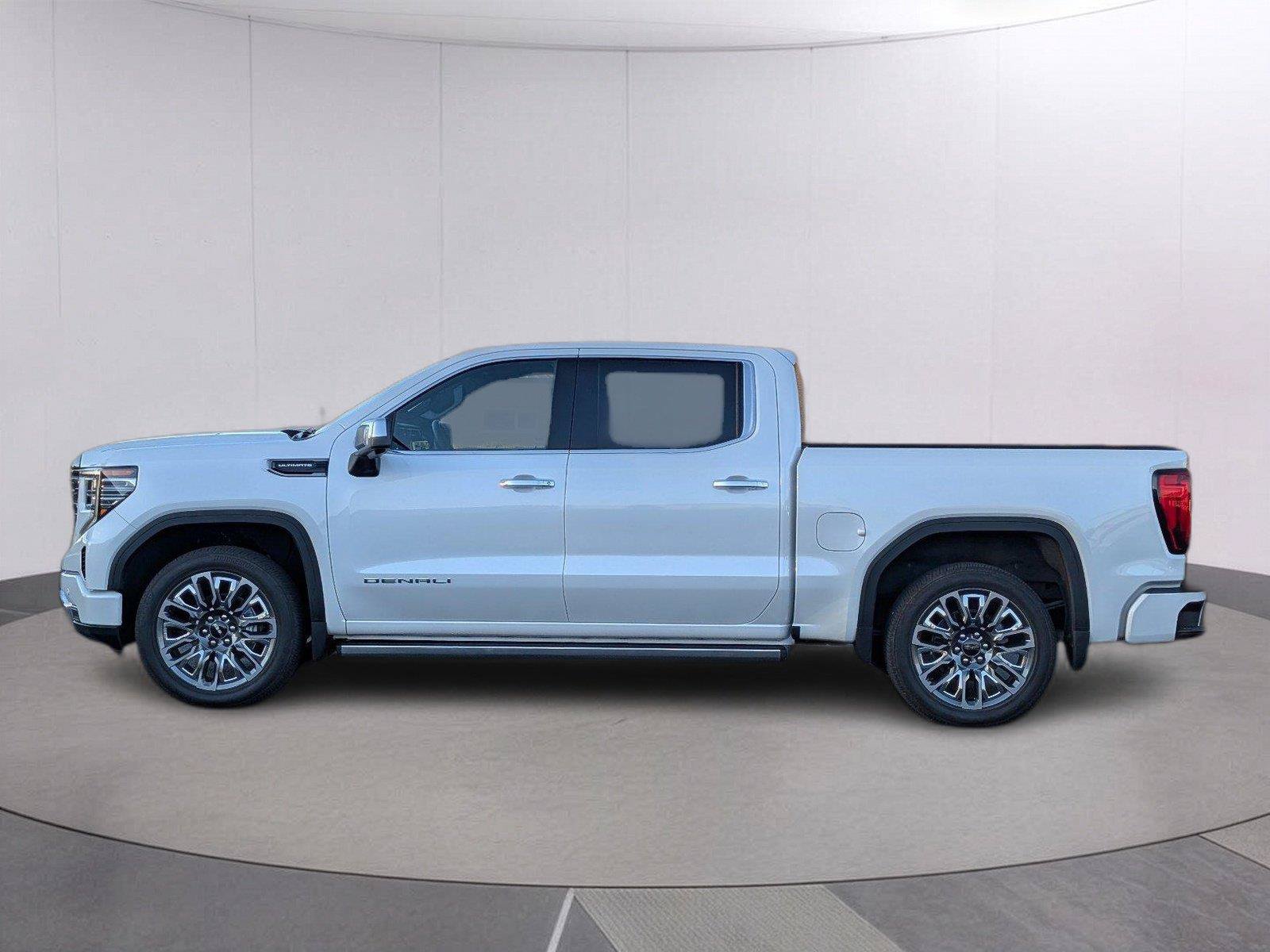 Used 2025 GMC Sierra 1500 Denali Ultimate AWD/4WD image 2