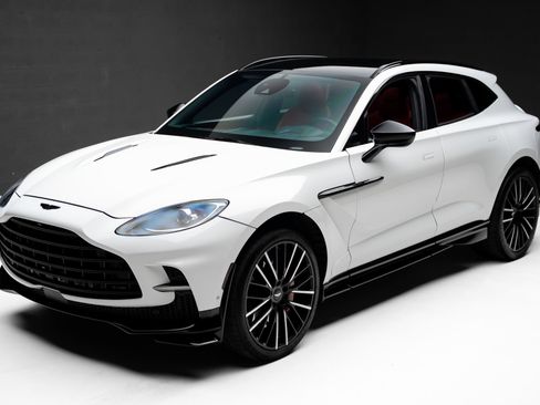 Used 2023 Aston Martin DBX 707 AWD/4WD image 5