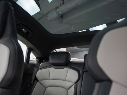 New 2025 Porsche Taycan GTS image 36