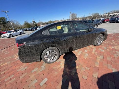 Used 2025 Subaru Legacy Limited image 19