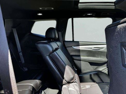 Used 2023 Cadillac XT6 Luxury FWD image 55