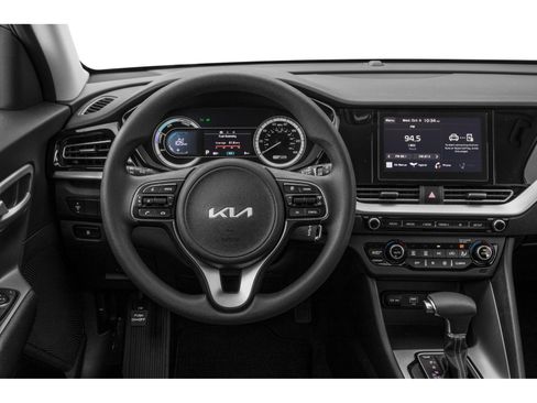 Used 2022 Kia Niro LXS FWD image 4