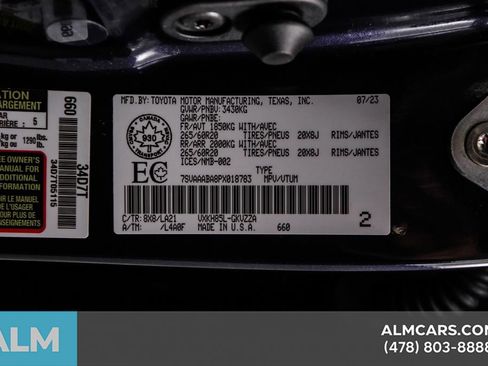 Used 2023 Toyota Sequoia Platinum image 61