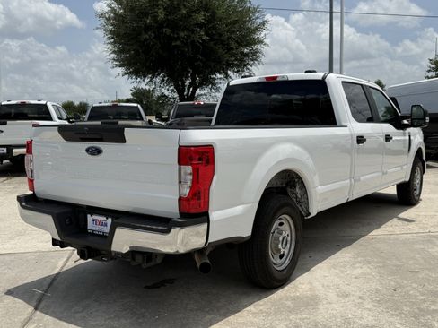 Used 2022 Ford F250 XL w/ Power Equipment Group RWD image 5