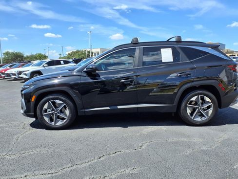 Certified 2025 Hyundai Tucson SEL FWD image 2