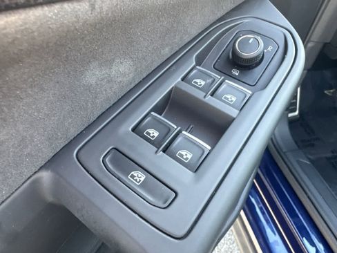 Used 2023 Volkswagen GTI S image 23