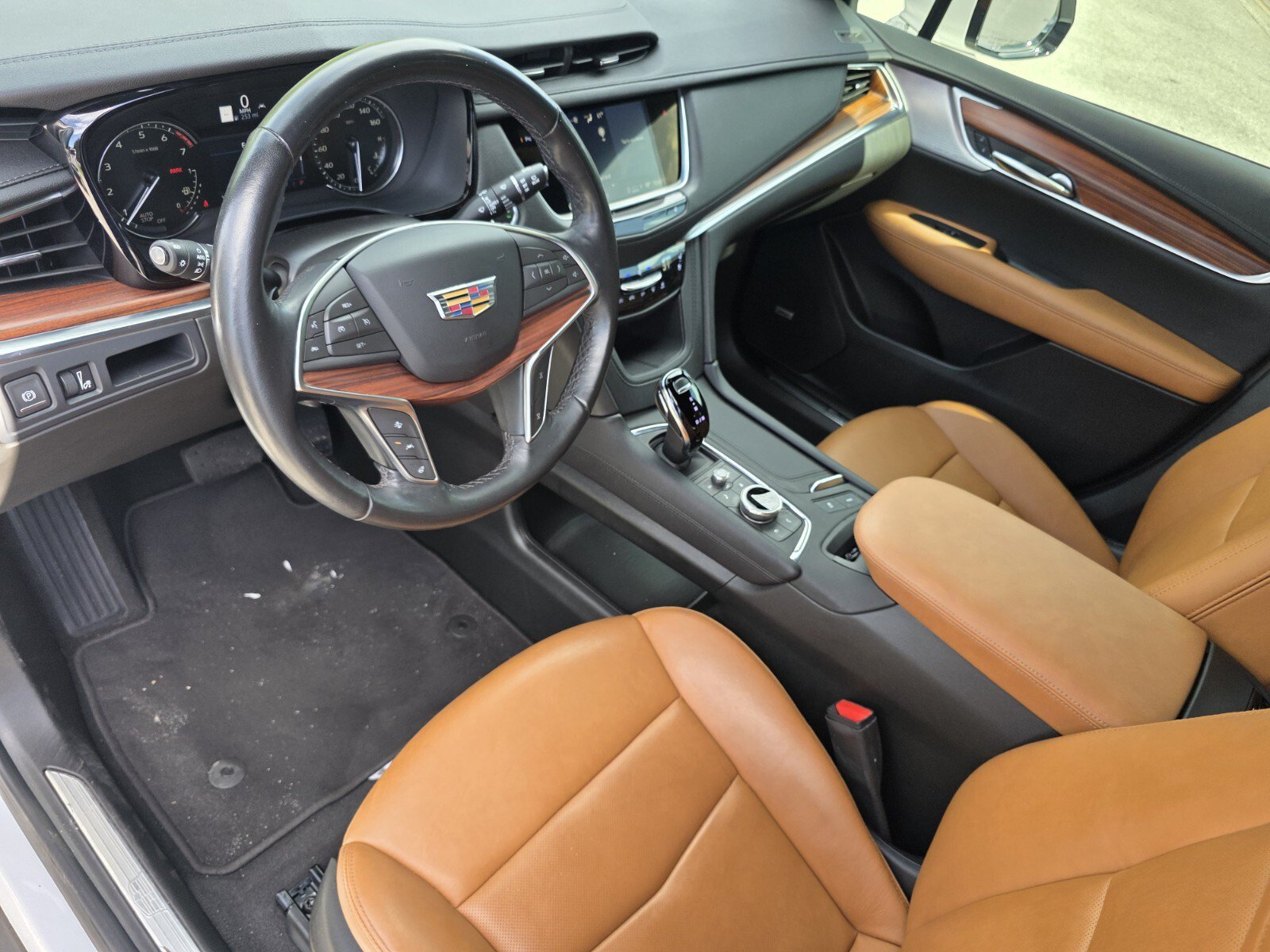 Used 2024 Cadillac XT5 Premium Luxury FWD image 11