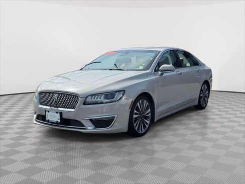 Used 2019 Lincoln MKZ Reserve AWD/4WD image 3