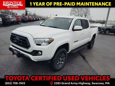 Certified 2023 Toyota Tacoma SR5 image 3