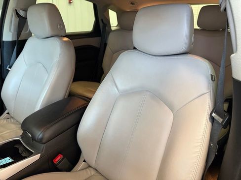 Used 2015 Cadillac SRX FWD image 23
