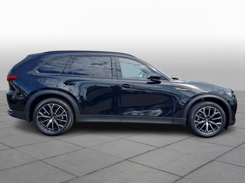 Certified 2025 MAZDA CX-70 Plug-In Hybrid w/ Premium Plus AWD/4WD image 8