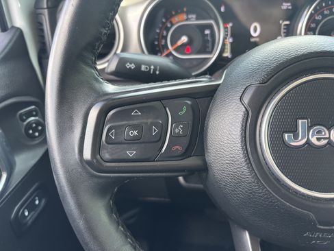 Used 2021 Jeep Wrangler Unlimited Sport AWD/4WD image 20