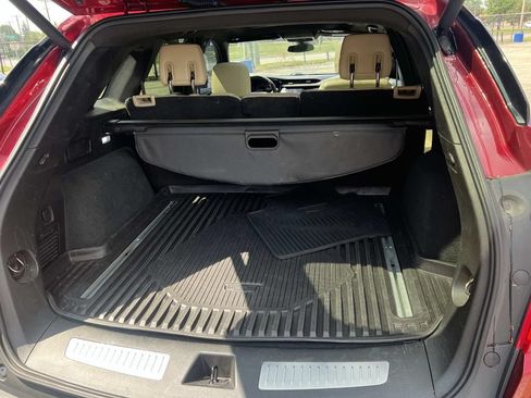 Used 2019 Cadillac XT5 Luxury FWD image 10