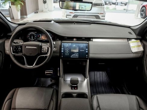 New 2026 Land Rover Discovery Sport Landmark AWD/4WD image 18