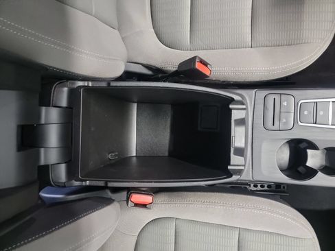 Used 2022 Ford Escape S AWD/4WD image 28