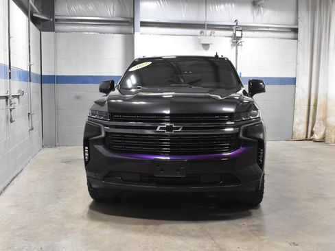 Used 2022 Chevrolet Suburban RST w/ Luxury Package AWD/4WD image 29