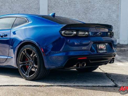Used 2019 Chevrolet Camaro SS image 36