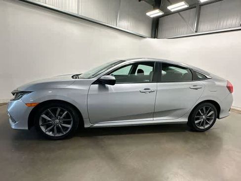 Used 2019 Honda Civic EX image 2