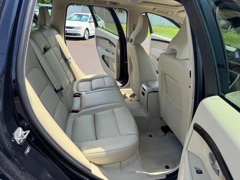 Used 2016 Volvo XC70 T5 Platinum w/ Protection Package AWD/4WD image 25