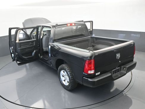 Used 2018 RAM 1500 Express image 61
