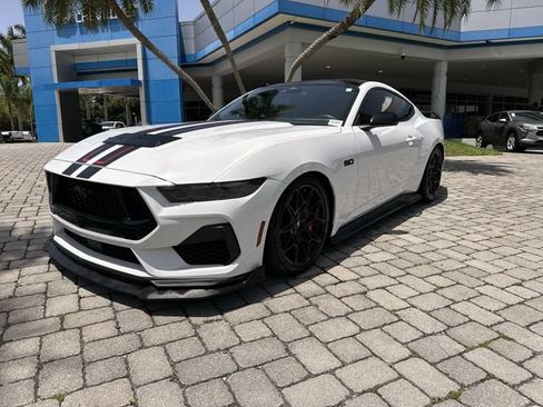 Used 2024 Ford Mustang GT Premium w/ GT Performance Package RWD image 21