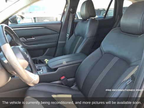 Used 2024 MAZDA CX-50 AWD 2.5 S w/ Preferred Package image 11