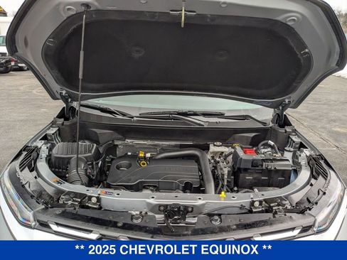 Used 2025 Chevrolet Equinox LT image 37