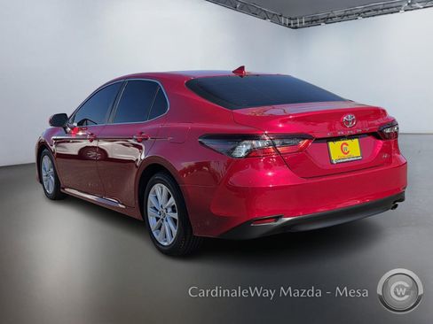 Used 2023 Toyota Camry LE image 6