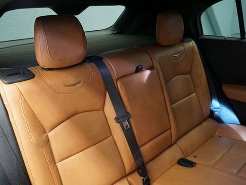 Used 2022 Cadillac XT4 Premium Luxury w/ Enhanced Visibility Package image 19