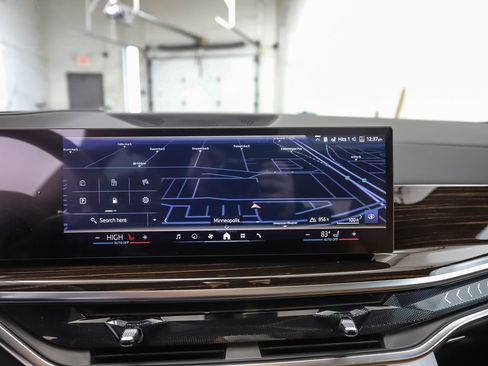 New 2026 BMW X5 xDrive50e w/ Executive Package image 17